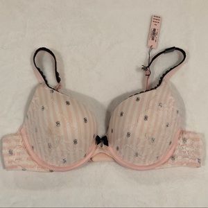 NWT Victoria’s Secret Logo Bra